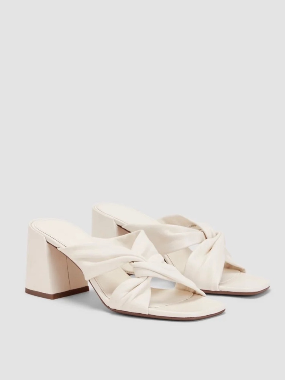 Everlane THE DAY TWIST HEEL